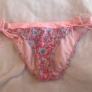 Malibu bikini bottom size xl pink flora pattern